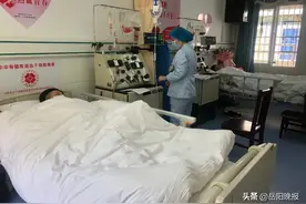 “爸爸是奥特曼派来的！”陌生人生命垂危，岳阳好男儿捋起袖子就上图片