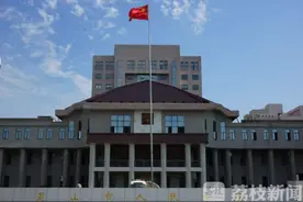 “正式工”岗位转为“服务外包”，法院判决公司违法图片