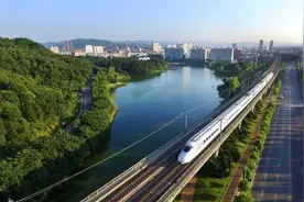 如果武咸城际铁路往赤壁延伸，运送椅子的尴尬局面会得到改变吗？图片