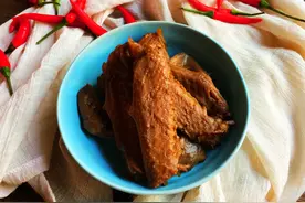 鸭翅这么做，美味好吃，男人下酒，女人当小零食，比买的好吃百倍图片