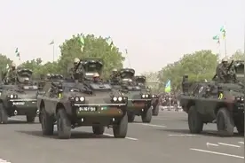 中西结合！吉布提阅兵式上的意大利装甲车 武器却全是中国制造图片