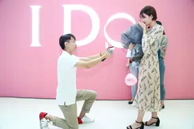 表白成功后的晚上，男生都在想什么？网友：身后有一支军队图片