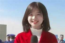 “初恋脸”王冰冰爆红，她毕业的985，还培养了4位女神主持图片