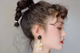 今年不要扎丸子头了，试试最近流行的几种“扎发”，简单易学减龄图片