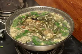 月入上万的河南胡辣汤，教你在家自己做，学会轻松做老板图片