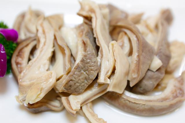 猪肚花胶功效与作用及食用方法 2026年猪肚花胶功效与作用及食用方法视