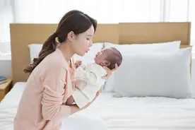 宝宝这3个部位要多摸，孩子更聪明，很多家长连碰都不碰图片
