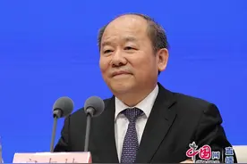 国家统计局：我国60岁及以上人口中，60-69岁的低龄老年人口占55.83%图片