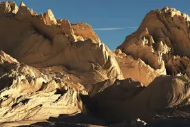 相伴越久，越离不开对方的星座，依赖爱人，喜欢被呵护图片