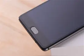 手机出现了这3个信号，可能你被“监听”了，别不当回事图片