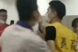 江苏昆山世硕电子厂后续，员工离职遭中介拒绝引发冲突，各大企业直接开大巴来招人图片