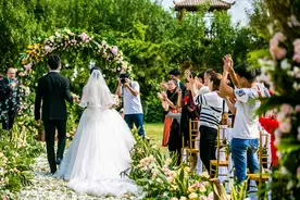 不嫁不娶“两头婚”，二胎姓氏各不同，警惕不利于孩子成长的因素图片