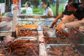 湖北首富易主：超过绝味戴文军、卓尔阎志，57岁身家420亿图片