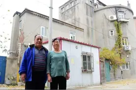 住在日军炮楼的一家人！祖孙五代人定居59年，通暖气足足花了10年图片