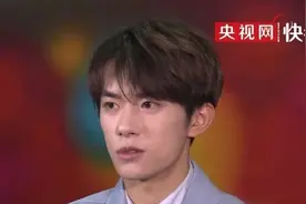 易烊千玺忍不住落泪，哭，是因为被肯定，少年未来可期！图片