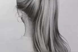 素描头发关系不会处理？看看她是如何处理头发的图片