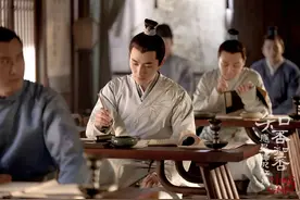 知否原著：所有人都被老皇帝给骗了，他要传位的始终只有八王爷图片