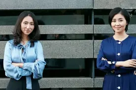 中国最牛闺蜜：一个成清华最美教授，一个生3娃帮世界首富花钱图片