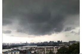 暴风雨的感受图片