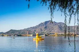 北京冷门景区雁栖湖，一到秋天就梦幻成画，很多外地游客不知道图片