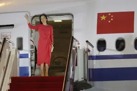 孟晚舟获释归国，欢欣鼓舞的同时，这四件事情也值得注意图片