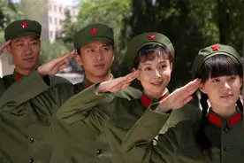 《幸福像花儿一样》：用四个婚姻，说尽感情里最残酷的一面图片
