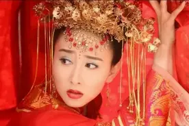 14年前的《大清后宫》：38岁伊能静屋顶跳舞，霍思燕客串戏子图片