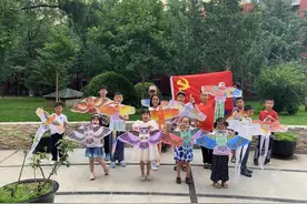 八里庄街道青少年绘出彩色暑期生活图片
