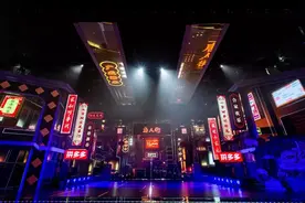 湖南卫视华人春晚讲聚焦平凡故事 动情讲述华侨家国情图片