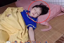 弟弟深夜被姐姐“强制开机”，暖心准备后哀嚎：终究是错付了图片