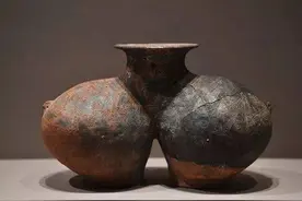 蛮荒时代人与‘神’沟通的媒介—双体陶罐，西藏博物馆的镇馆之宝图片