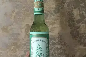 上海人醒醒！六神花露水出冰咖啡了！喝了能驱蚊吗？图片