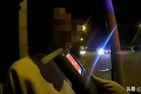 女子“借酒消愁愁更愁” 醉驾上路被交警查处图片