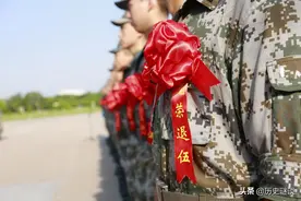 “退伍”和“退役”是一回事吗？一字之差区别很大，别弄错了图片
