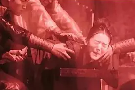 古代最“温柔”的酷刑，用动物行刑，让人在快乐中死去图片