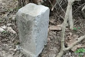 大爷一举动为国增加2.29米土地！大爷：谁让界碑挡我路图片