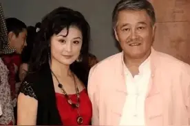 “谢大脚”于月仙因车祸去世！众星发文悼念，网友评论令人泪目图片