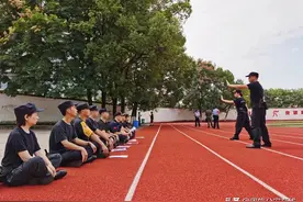 厉兵秣马，提质赋能——恩施州公安局开展全州公安机关警务实战教官培训图片