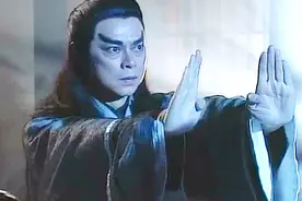 黄药师想救心上人硬接欧阳锋三掌，黄药师功力登峰造极竟毫发无损视频封面