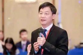 他从河南走出，婉拒导师毅然回国，建立中国艾滋病诊疗方案，遥遥领先世界！图片