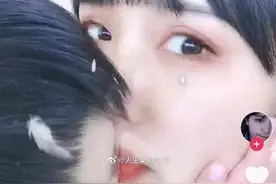 “妈妈，别脱了！”当着孩子的面做这种事，危害超出你的想象图片