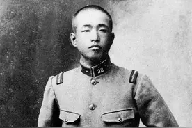 九一八事变罪魁祸首，日本第一兵家石原莞尔，为何不是战犯？图片