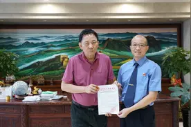 开平市检察院到开平市建设商会开展检察长访民营企业“三长”活动图片