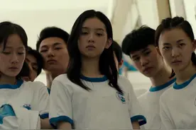 他只是踩了陌生人一脚，却被偷走了8年的青春，还要被嘲笑活该？图片