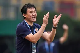 体坛往事｜郝伟的足球人生：从“六小天鹅”到泰山主帅图片