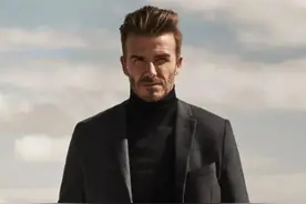 真正会穿的男人，衣橱里都有一件针织打底衫图片