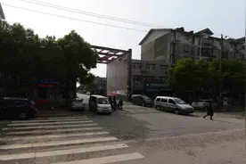 武汉城区最特殊别墅群：近200栋独门独院还建房，外地人租房首选图片