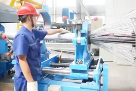 国内工厂实拍，海底电缆是如何制造的，原来里面绕了这么多钢丝视频封面