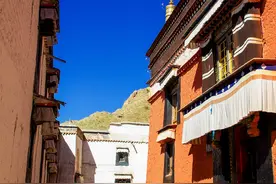 扎什伦布寺，班禅大师“驻锡地”，旧西藏政教历史的缩影图片