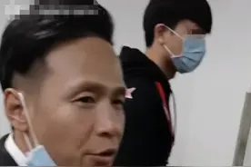宋小宝遇郎朗主动打招呼，想让孩子跟他学钢琴？笑言对方不敢收费图片